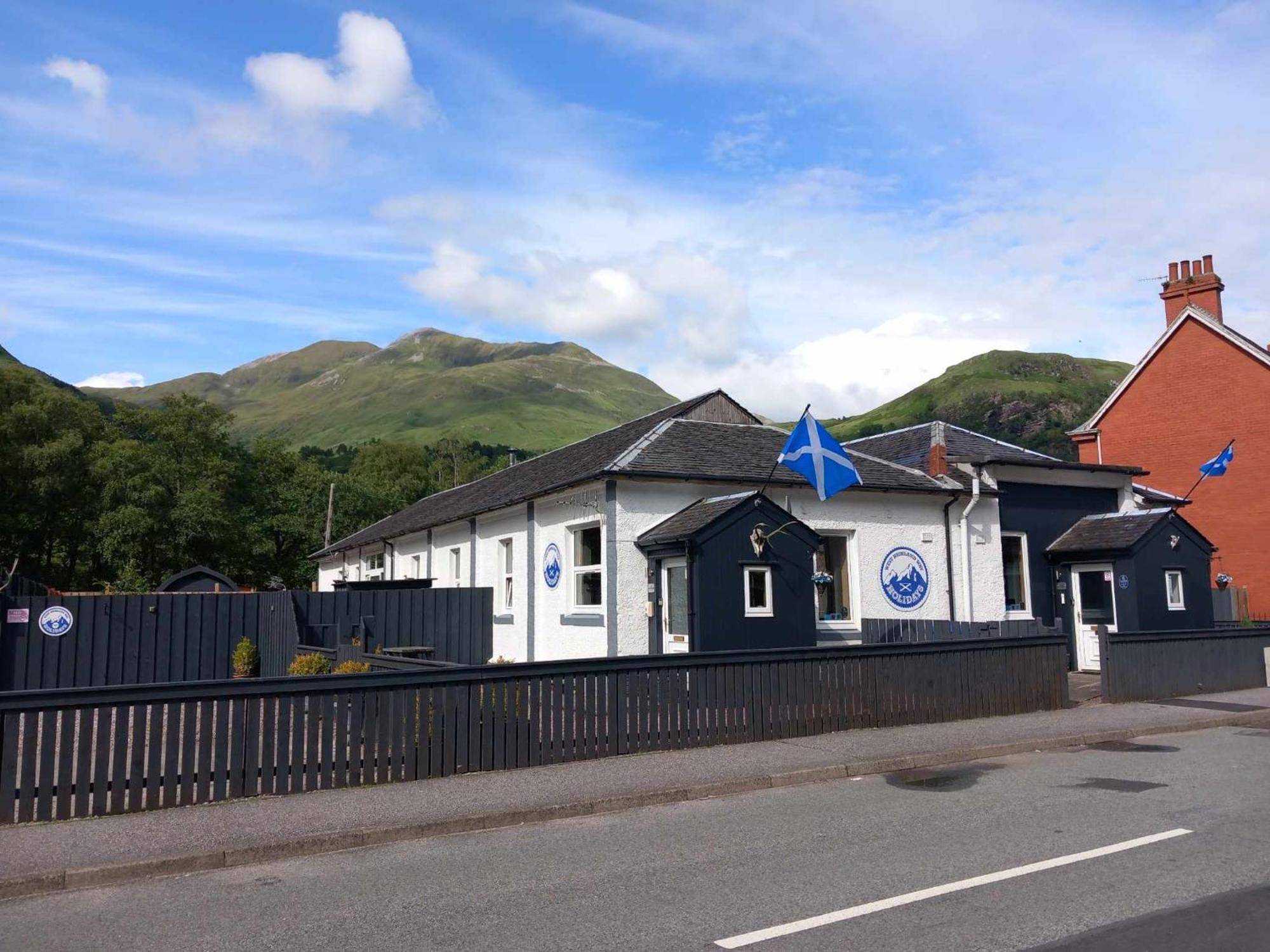 Leven And Linnhe Apartments, West Highland Way Holidays Kinlochleven Exteriör bild