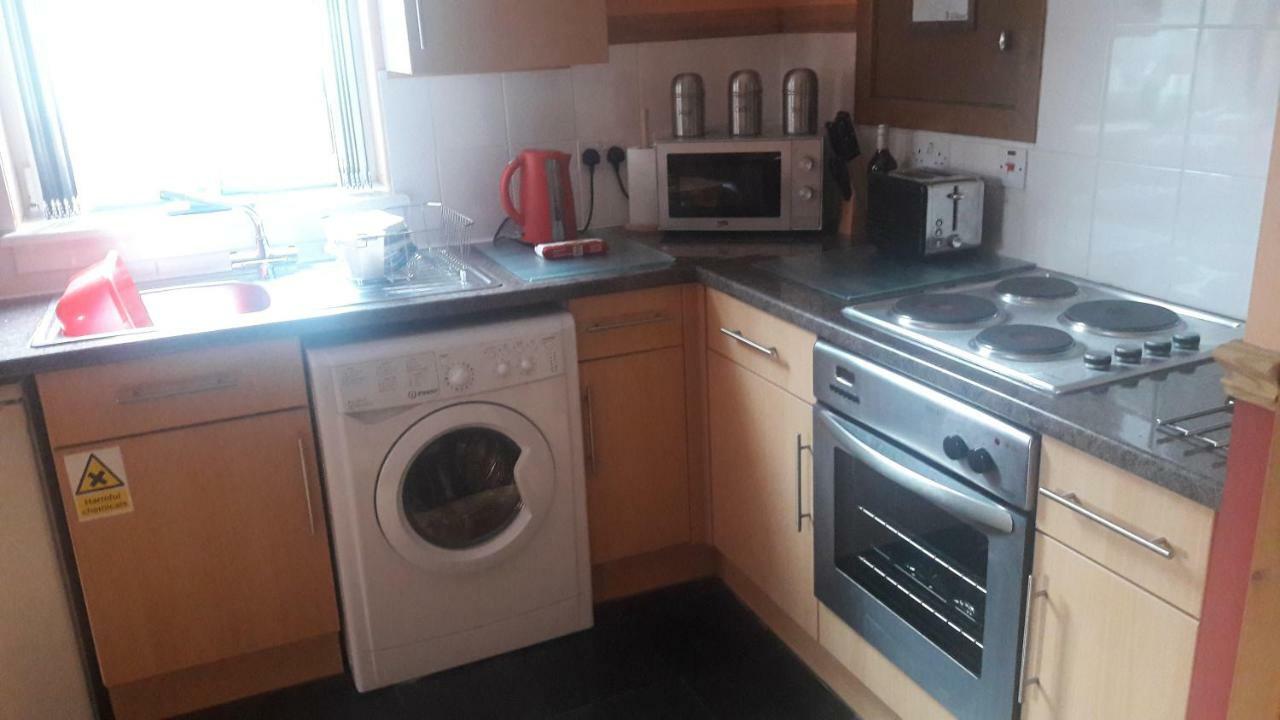 Leven And Linnhe Apartments, West Highland Way Holidays Kinlochleven Exteriör bild